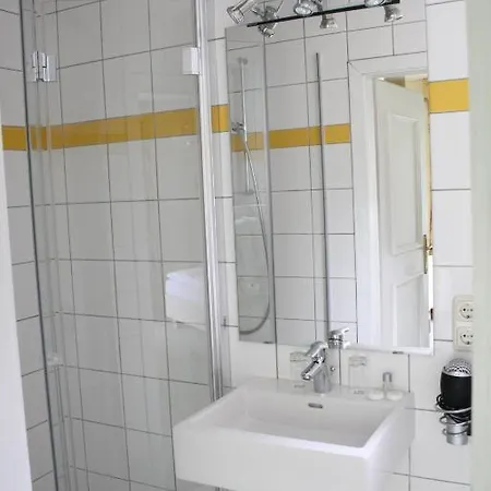 Haus Rosanna - Zimmer In Velden Velden am Wörthersee