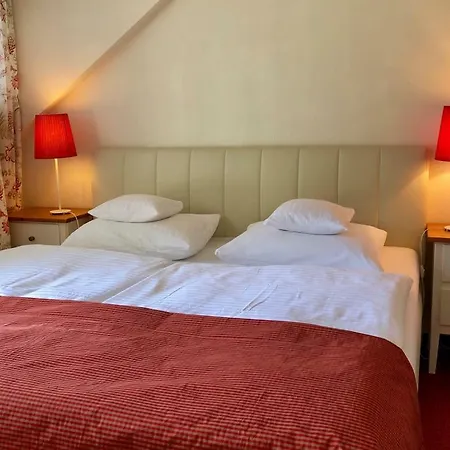 Rosanna Hotel